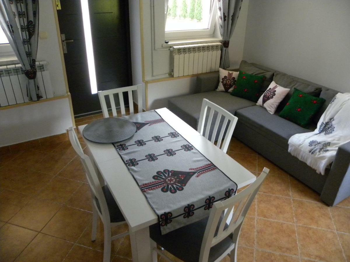 Familiowka Villa Mizerna Buitenkant foto